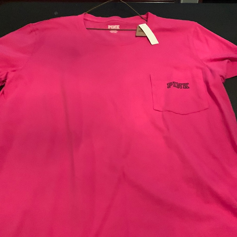 Pink tee